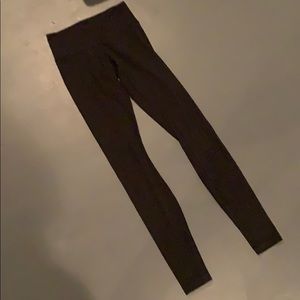 WUNDERUNDER LULULEMON